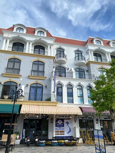 Bán nhà mặt tiền Gành Dầu, Phú Quốc, DTXD: 227m2, HĐ: 1.3 tỷ/ 2 năm, g