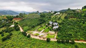 Gần KDL Mê Linh Coffee Garden, bán 859m2 homestay 3PN - view cực chill
