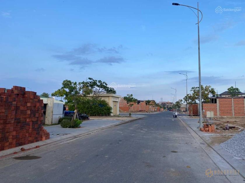 Chuyển nhượng lô 6x20m view biệt thự - Bà Rịa City Gate