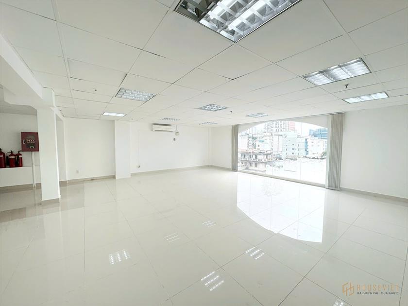 VĂN PHÒNG SIÊU HOT - SIÊU RẺ SÀN 110m2 đường Tôn Thất Đạm, Quận 1