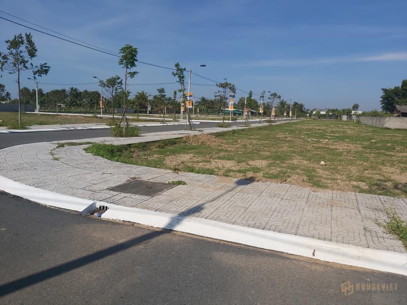 ĐẤT NỀN TP TÂN AN - 900 TRIỆU/NỀN SHR